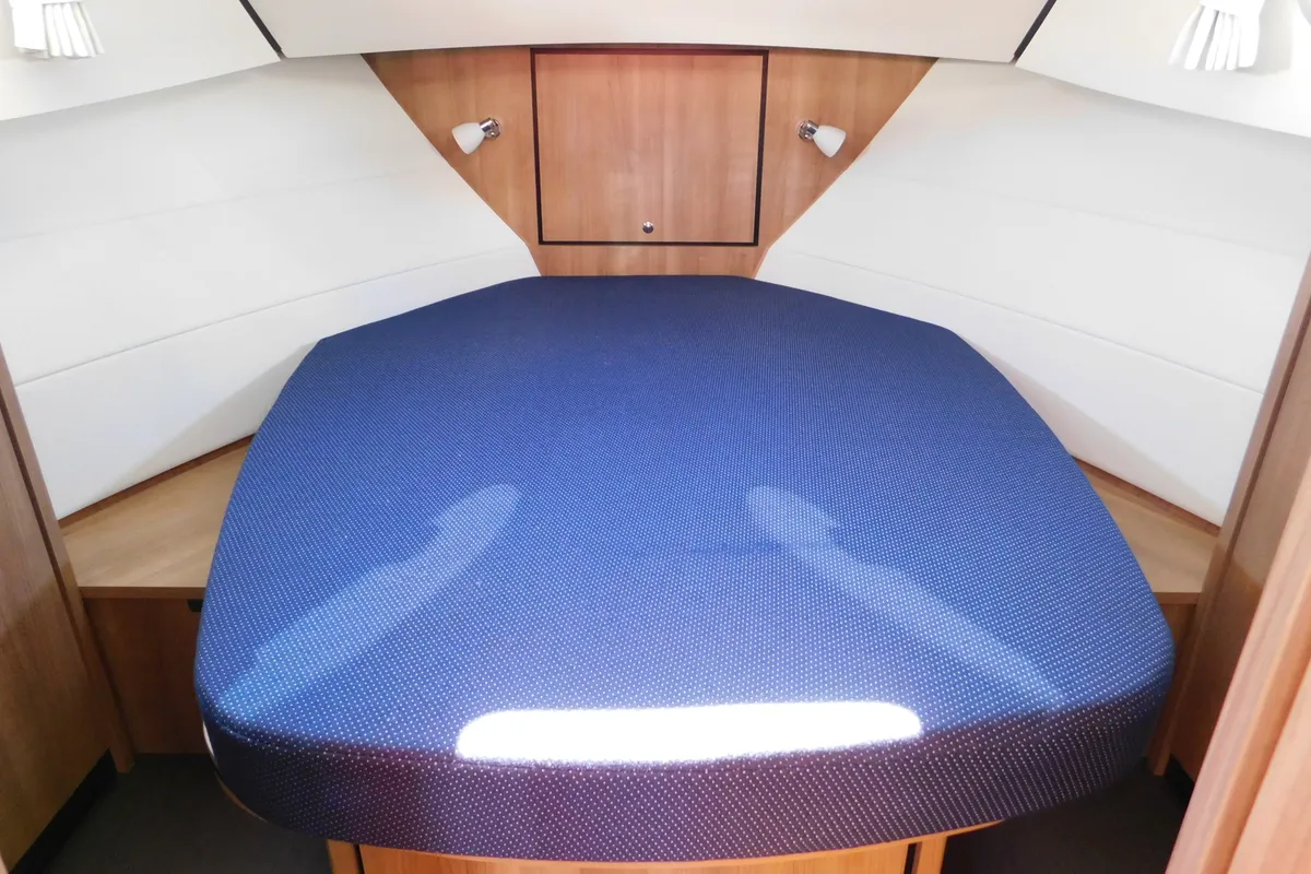 Cabin on Paula, a Linssen 35 SL motorboat at IJsselstein, Netherlands