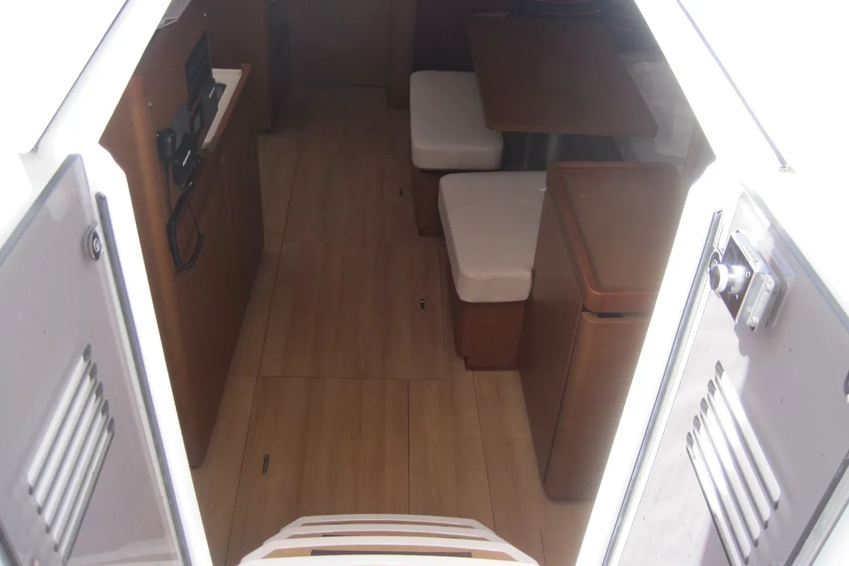 Salon of Teresa, a Jeanneau Sun Odyssey 490 sailboat at Capo d'Orlando, Italy