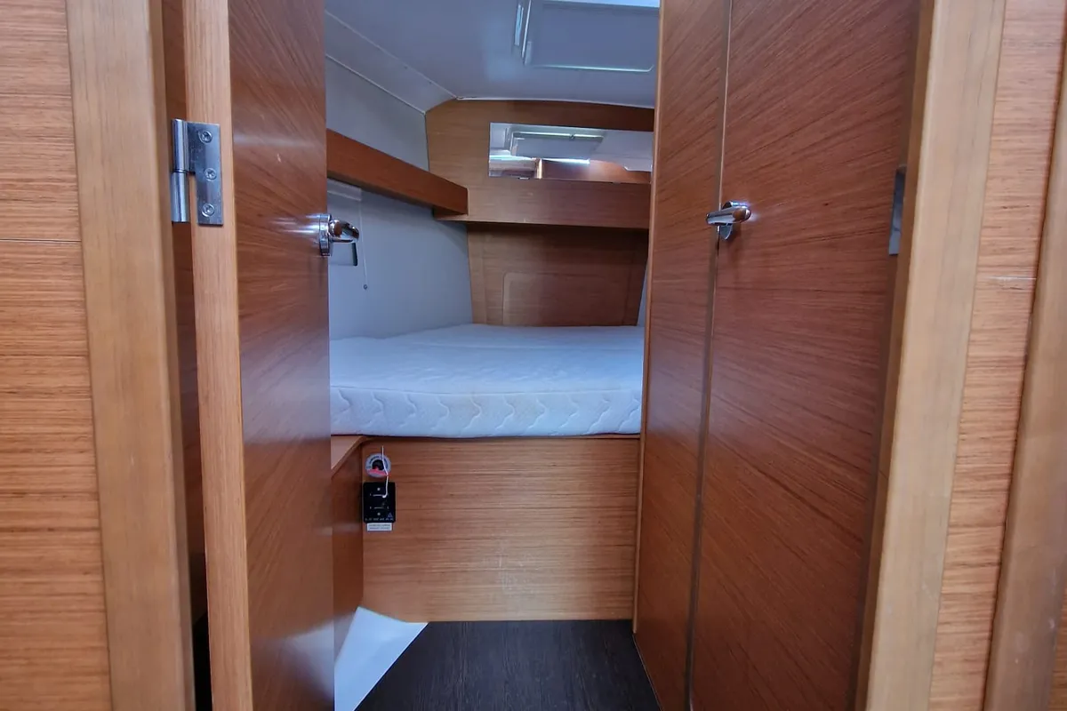Cabin on Palmarola, a Dufour 390 GL sailboat at Tonnarella, Italy
