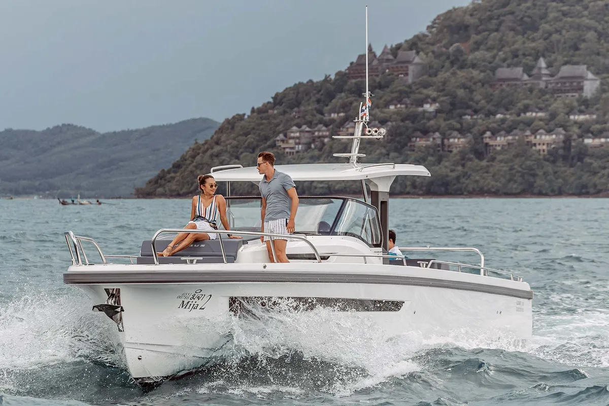 Mija, a Nimbus T11 motorboat at Ko Kaeo, Thailand