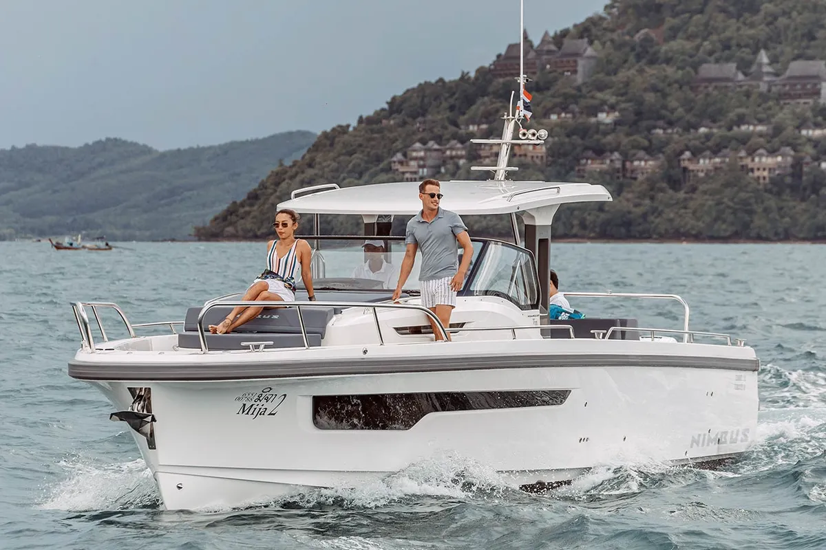Mija, a Nimbus T11 motorboat at Ko Kaeo, Thailand
