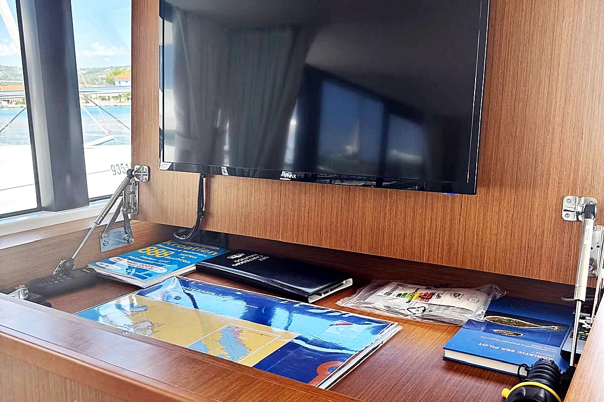 Nereide, a Beneteau Swift Trawler 48 motor yacht at Općina Rogoznica, Croatia