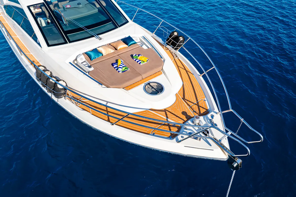 Darling Barbara, a Cranchi 56 ST motor yacht at Općina Milna, Croatia