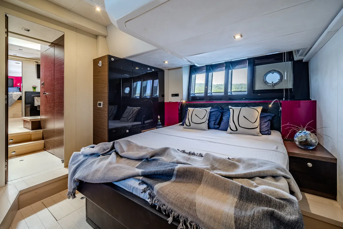 Darling Barbara, a Cranchi 56 ST motor yacht at Općina Milna, Croatia