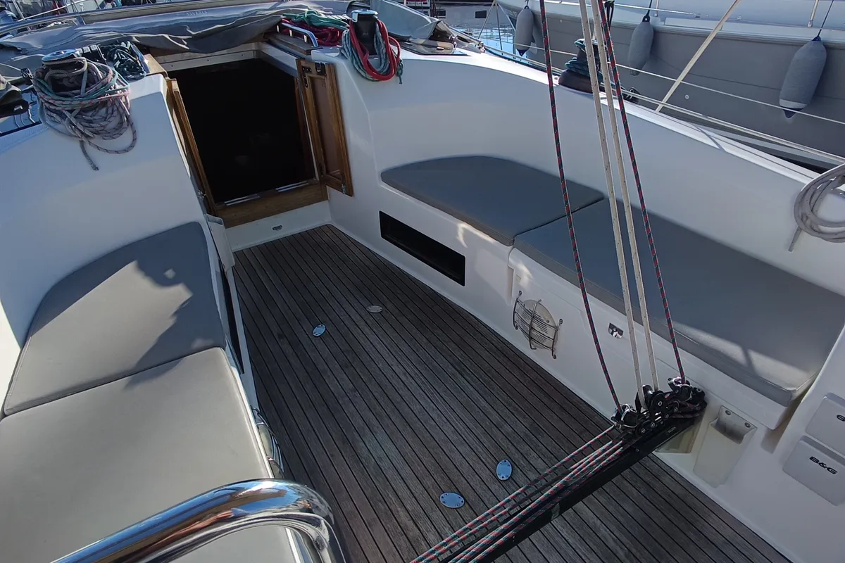 Deck of Easy Eleven, a Bavaria Cruiser 40 S sailboat at Split, Croatia