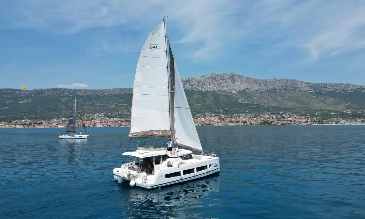 Exterior view of Osibova, a Bali Catspace catamaran at Grad Kaštela, Croatia