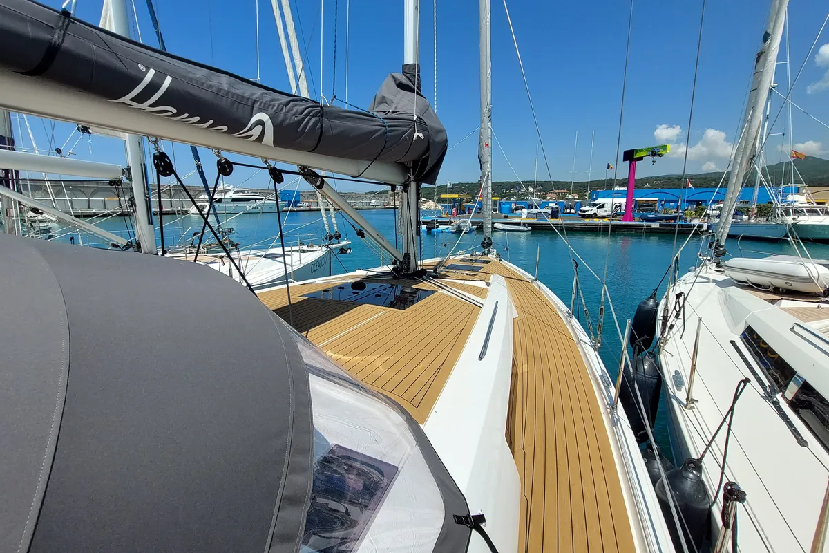 Deck of Nausicaä, a Hanse 460 sailboat at Rosignano Solvay, Italy