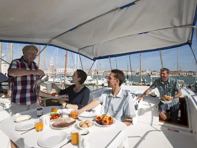 Galley of Houseboat Holidays Italia S.R.L. Minuetto 6, a motor yacht at Casier, Italy