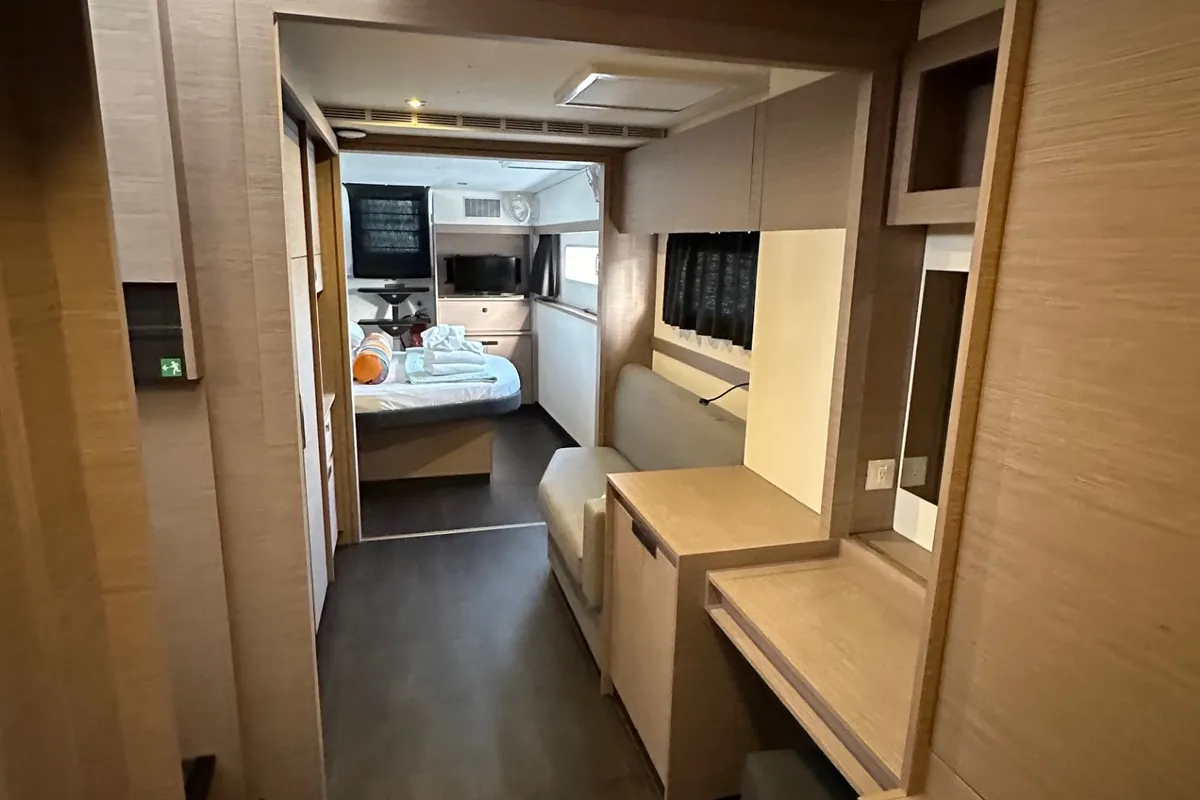 Cabin on Amajen, a Fountaine Pajot Aura 51 catamaran at Chesapeake, United States