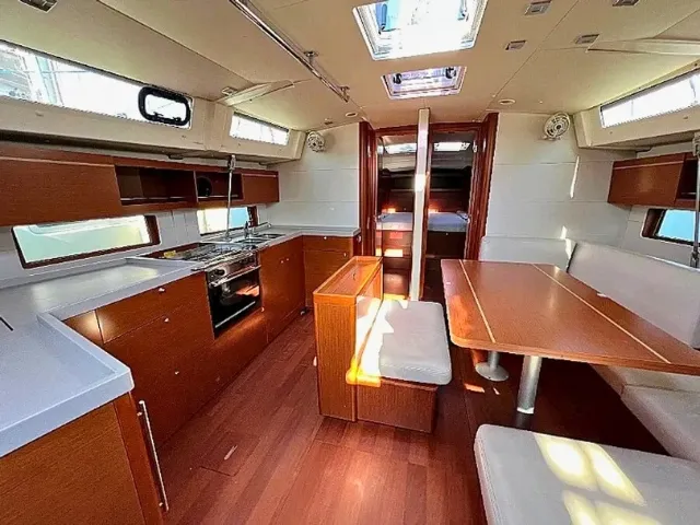 Salon of Ostria, a Beneteau Oceanis 46.1 sailboat at Athens, Greece