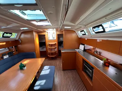 Salon of Nebula, a Bavaria Cruiser 46 sailboat at Općina Pakoštane, Croatia