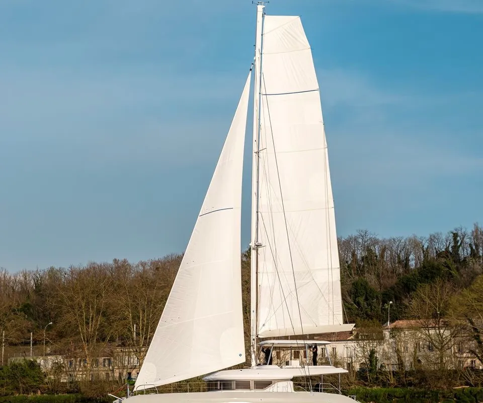Exterior view of Hydrus, a Lagoon 55 catamaran at Lavrion, Greece