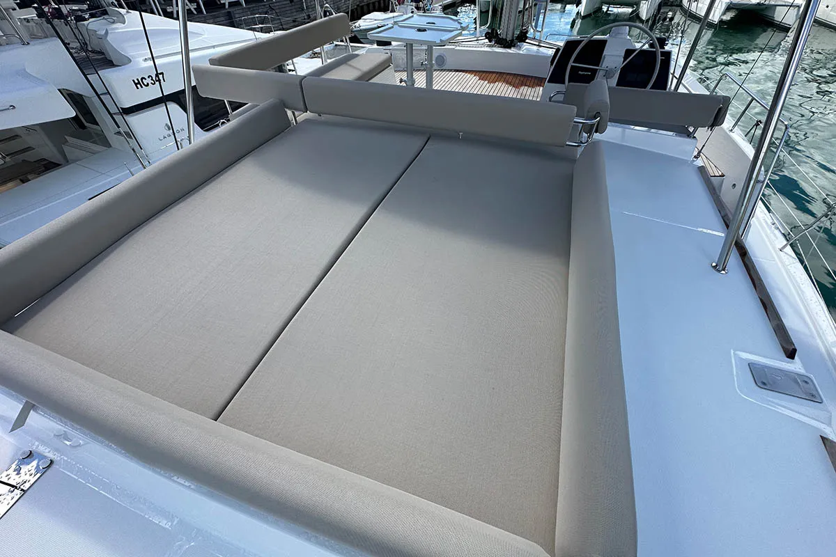 Queen Feta, a Bali 4.8 catamaran at Roche Caiman, Seychelles