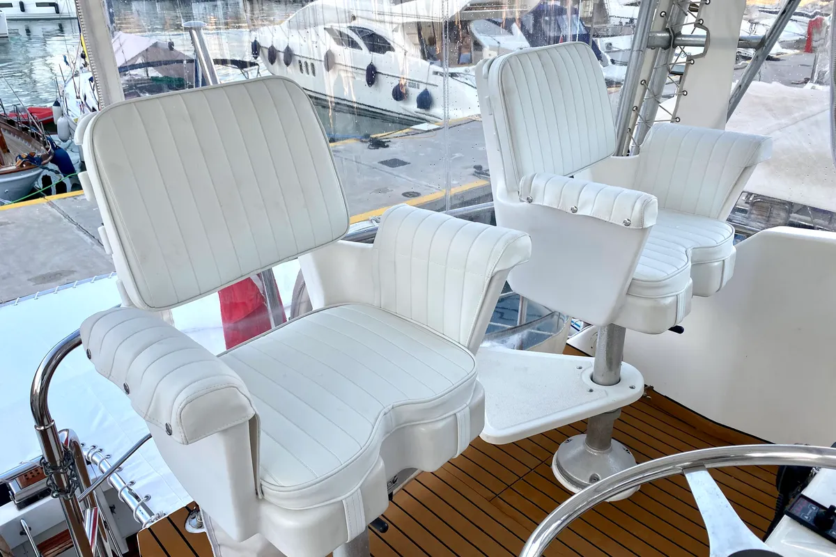 Cockpit of Tipejyas, a Gulet Hatteras 50 Convertible motorboat at Athens, Greece