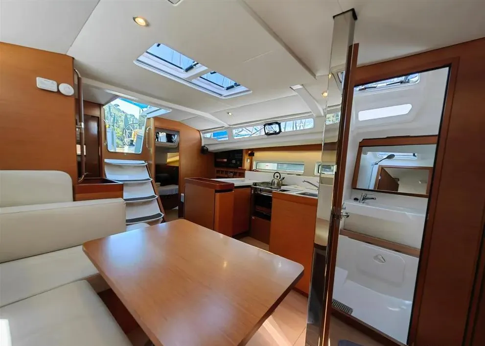 Salon of Negroni, a Jeanneau Sun Odyssey 440 sailboat at Athens, Greece