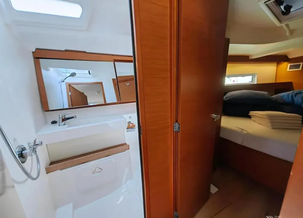 Head on Negroni, a Jeanneau Sun Odyssey 440 sailboat at Athens, Greece