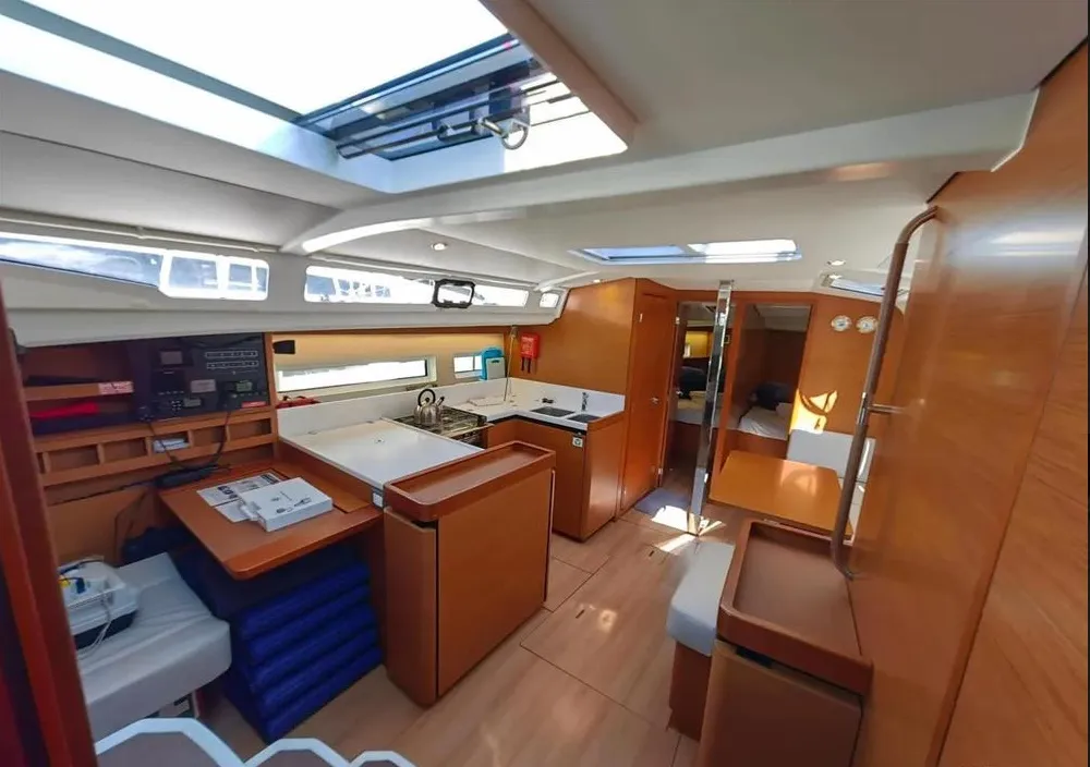 Salon of Negroni, a Jeanneau Sun Odyssey 440 sailboat at Athens, Greece