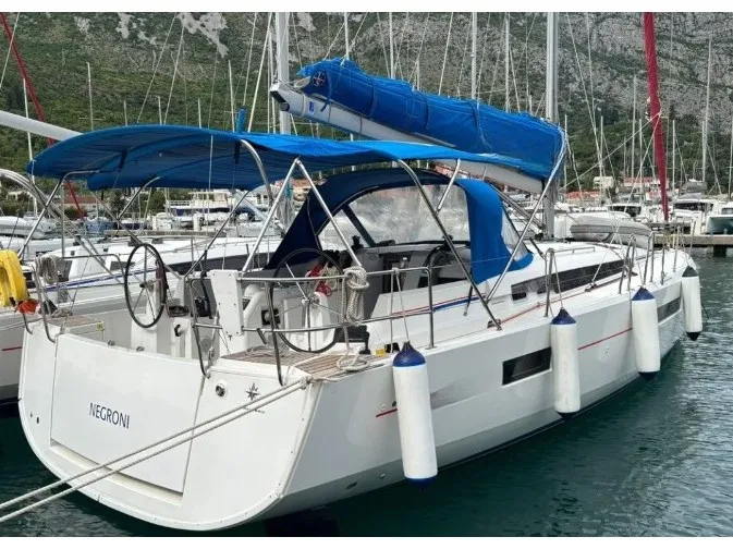 Exterior view of Negroni, a Jeanneau Sun Odyssey 440 sailboat at Athens, Greece