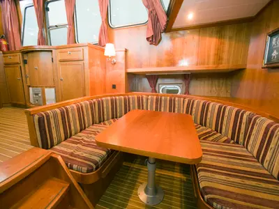Salon of De Drait Classicline 1300, a motorboat at Drachten, Netherlands