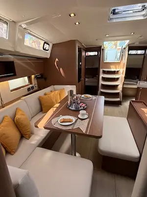 Salon of COOKIE, a Beneteau Oceanis 46.1 sailboat at Preveza, Greece