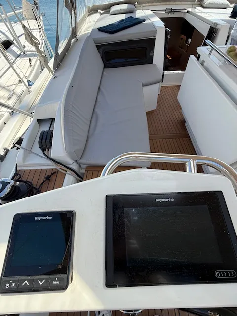 Deck of COOKIE, a Beneteau Oceanis 46.1 sailboat at Preveza, Greece