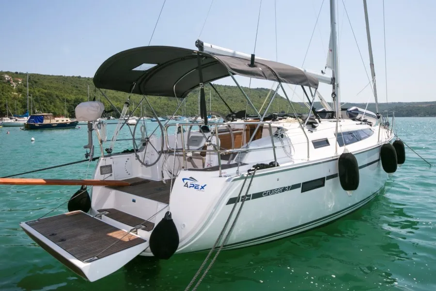 Galley of ALANI, a Bavaria Cruiser 37 sailboat at Trget, Croatia