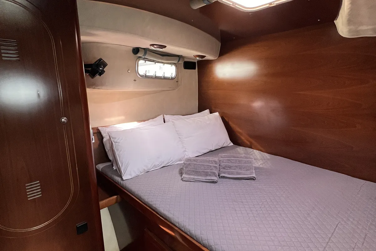 Cabin on Vetrogon, a Fountaine Pajot Bahia 46 catamaran at Mykonos, Greece