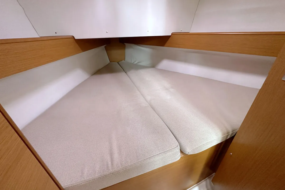 Cabin on Storm, a Jeanneau Sun Odyssey 30i sailboat at Heiligenhafen, Germany