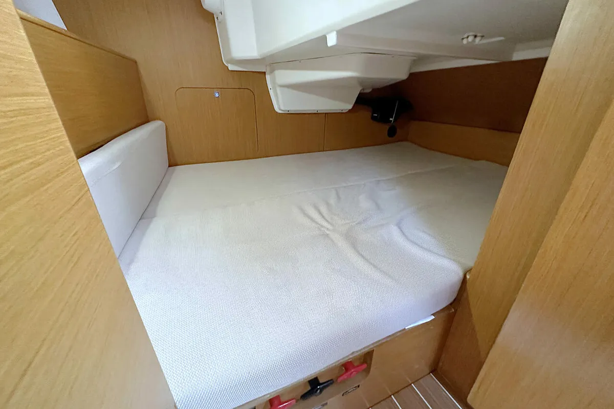 Cabin on Storm, a Jeanneau Sun Odyssey 30i sailboat at Heiligenhafen, Germany