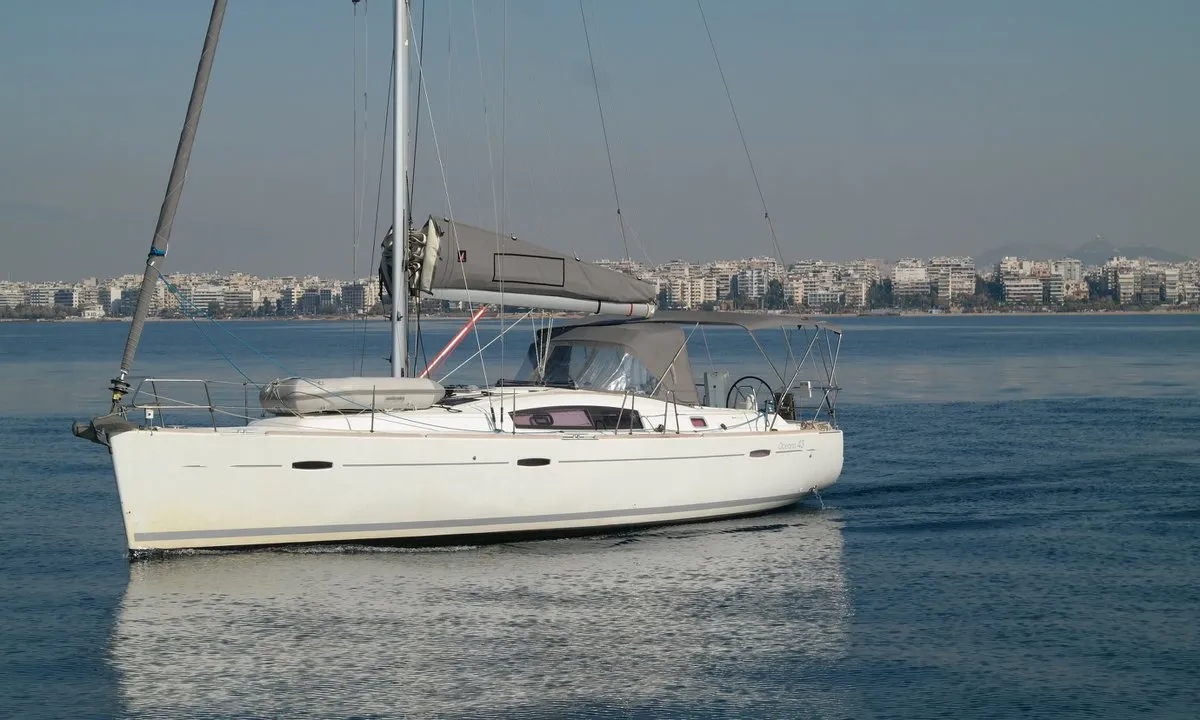 Fantasea, a Beneteau Oceanis 43 sailboat at Athens, Greece