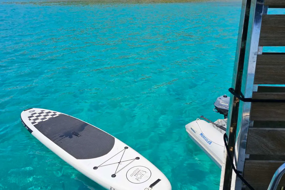 Deck of Comfort, a Jeanneau Sun Odyssey 42 i sailboat at Athens, Marina Delta Kallithea, Greece