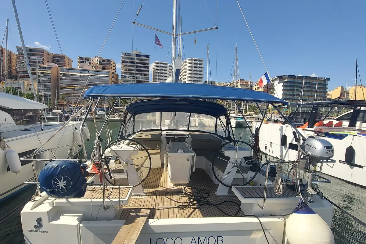 Cockpit of Loco Amor, a Beneteau Oceanis 46.1 sailboat at Seget Donji, Croatia