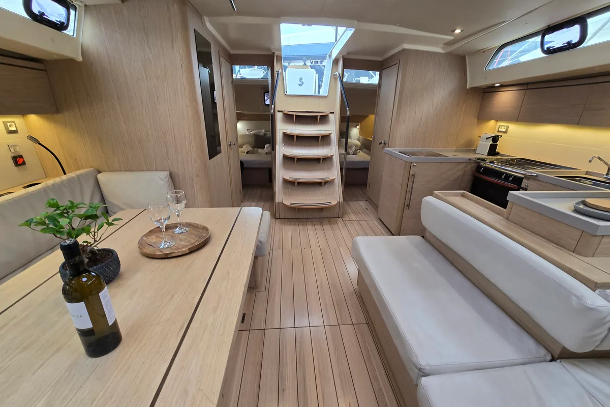 Amelia, a Beneteau Oceanis 51.1 sailboat at Athens, Greece