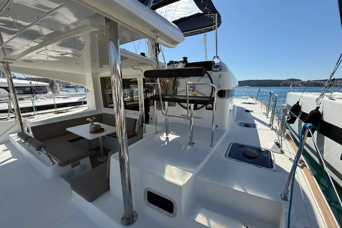 Deck of Cava, a Lagoon 39 catamaran at Lavrion, Greece