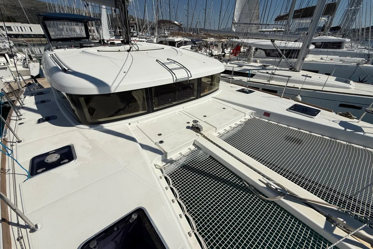 Deck of Cava, a Lagoon 39 catamaran at Lavrion, Greece