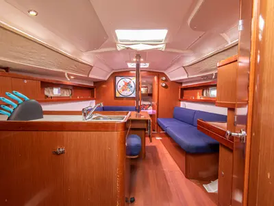 Galley of Rebecca, a Beneteau Oceanis 34 sailboat at San Vincenzo, Italy