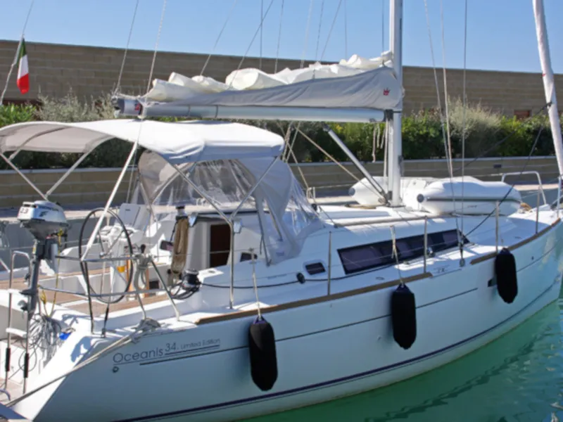 Exterior view of Rebecca, a Beneteau Oceanis 34 sailboat at San Vincenzo, Italy