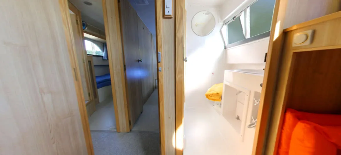 Head on Calypso - Comfort 12, a Cygnet Calypso motorboat at Hesse, France