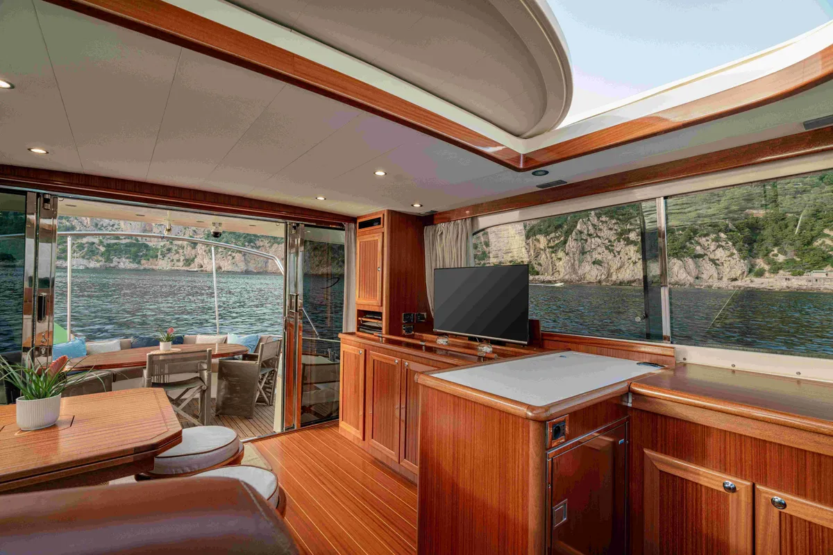 Salon of Magistra, a Gulet Apreamare 60 motor yacht at Castellammare di Stabia, Italy