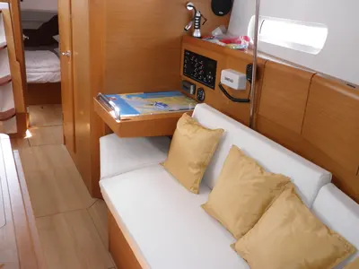 Salon of Paloma, a Jeanneau Sun Odyssey 379 sailboat at Općina Sukošan, Croatia