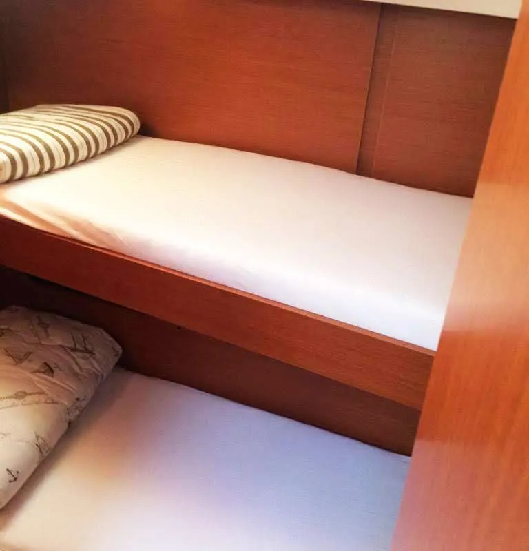 Cabin on Despacito, a Beneteau Oceanis 46.1 sailboat at Split, Croatia