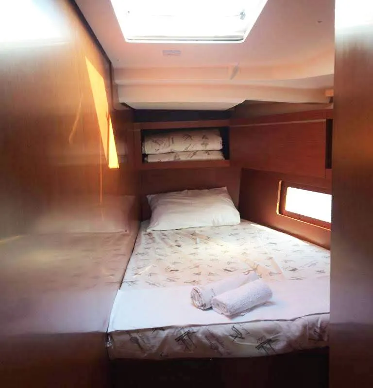Cabin on Despacito, a Beneteau Oceanis 46.1 sailboat at Split, Croatia