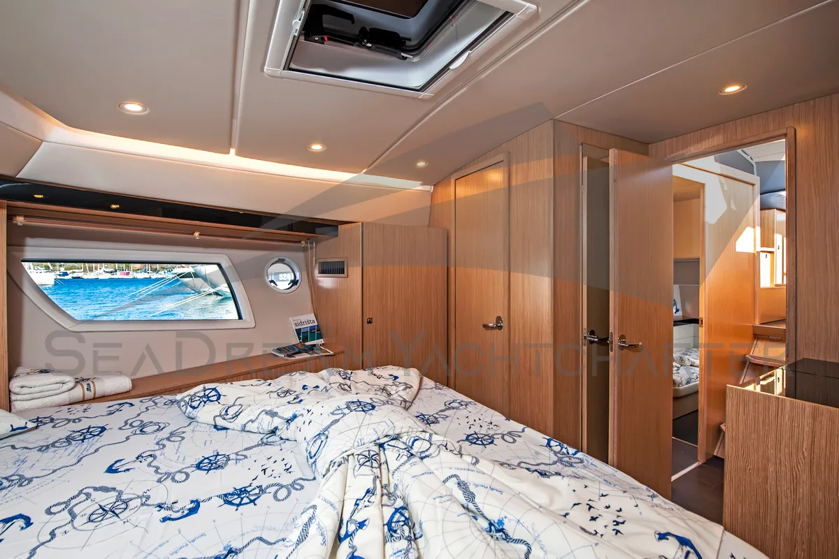 Cabin on SUNSHINE, a Bavaria Virtess 420 Fly motorboat at Općina Sukošan, Croatia