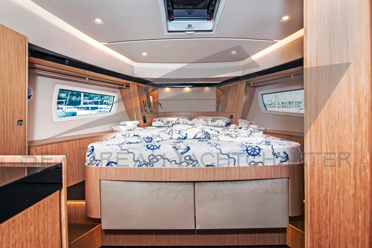 Cabin on SUNSHINE, a Bavaria Virtess 420 Fly motorboat at Općina Sukošan, Croatia