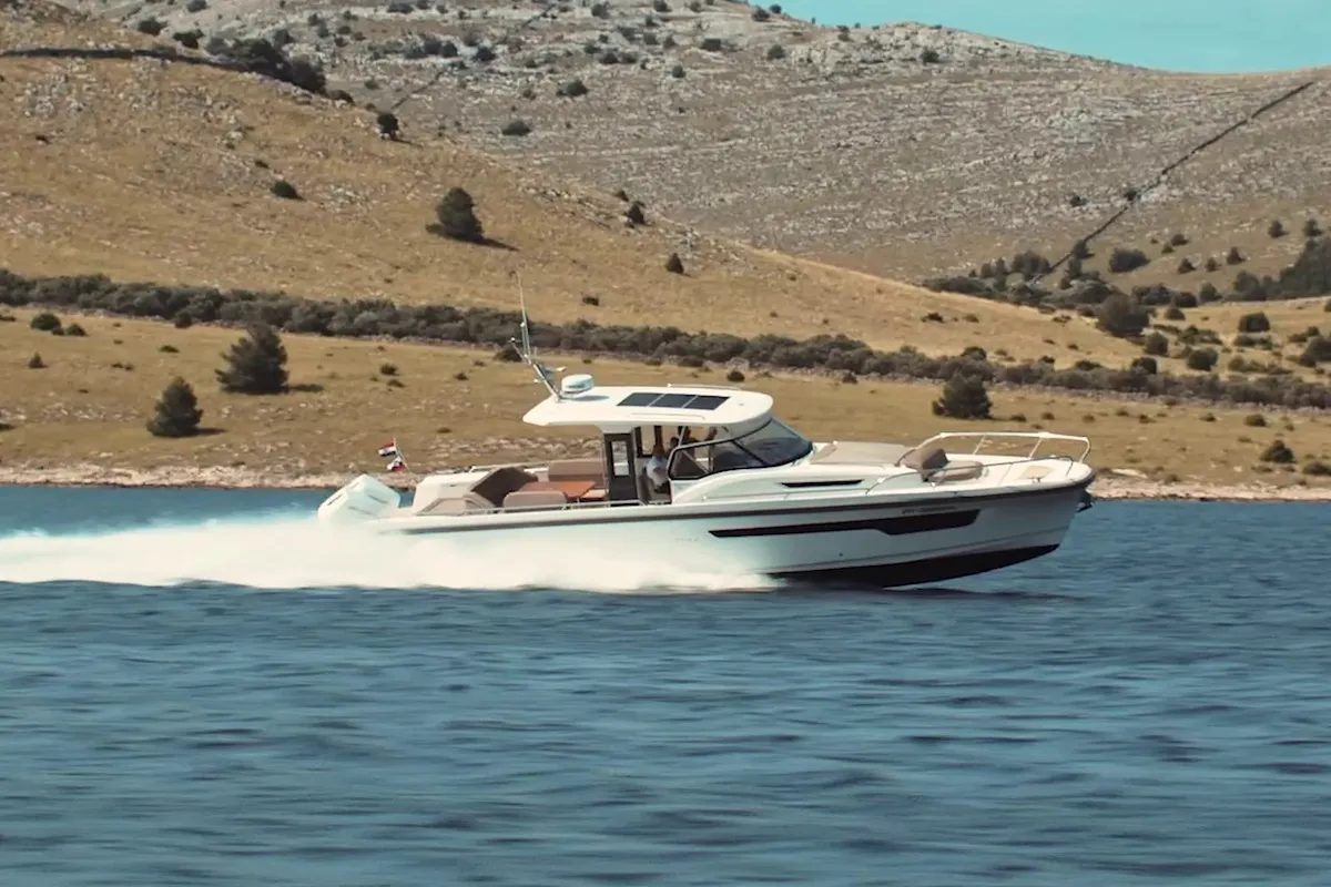 Exterior view of Kali, a Nimbus T11 motorboat at Općina Sukošan, Croatia