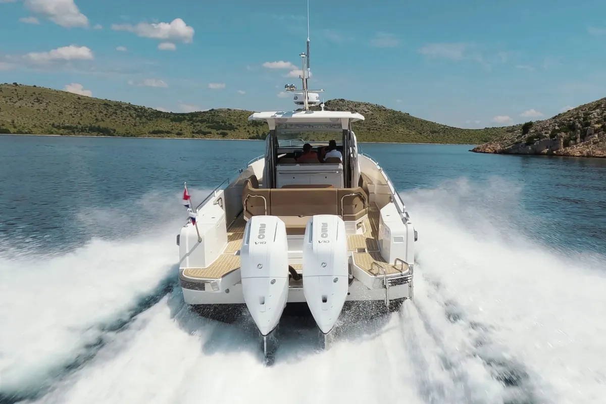 Exterior view of Kali, a Nimbus T11 motorboat at Općina Sukošan, Croatia
