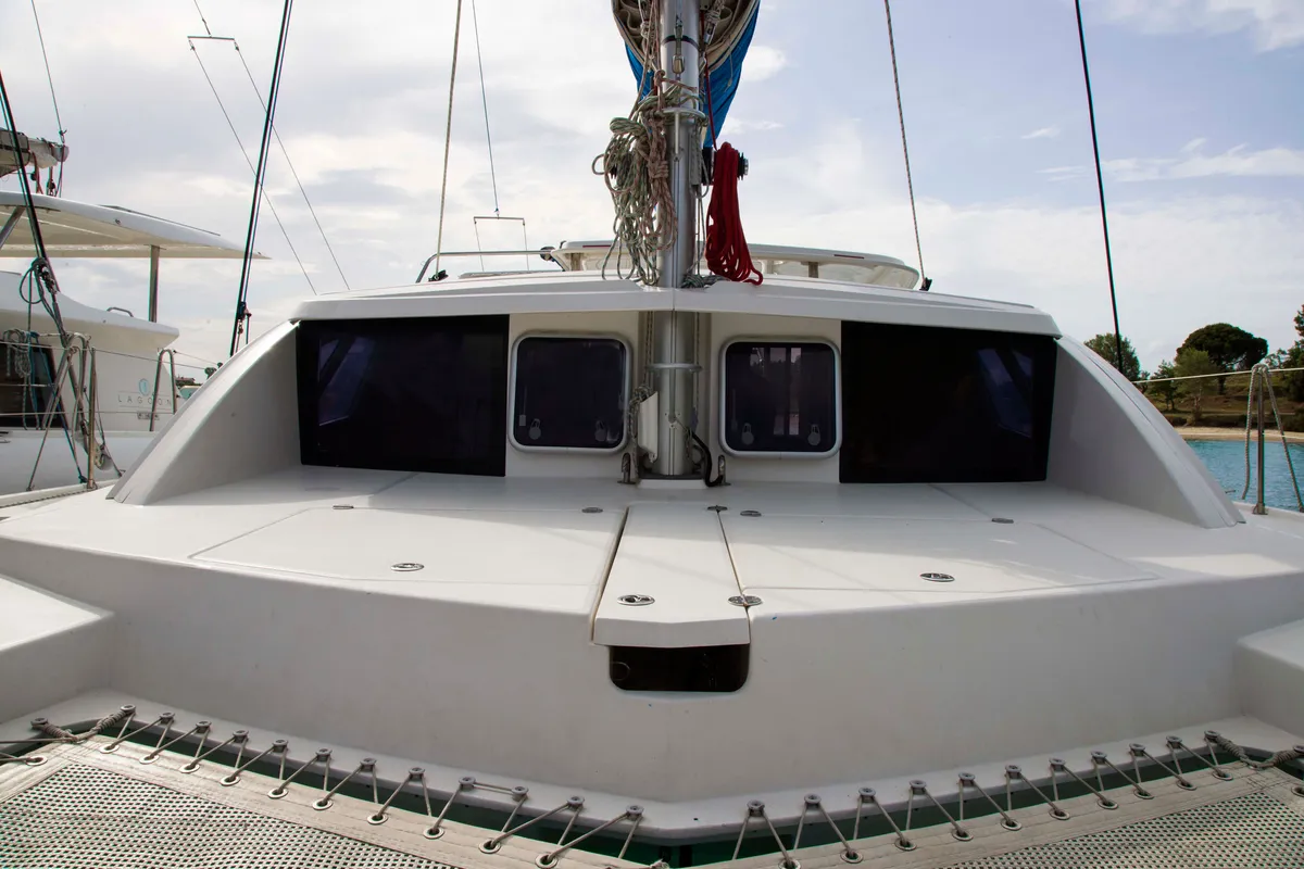 Dynamis, a Lagoon 420 catamaran at Sithonia, Greece