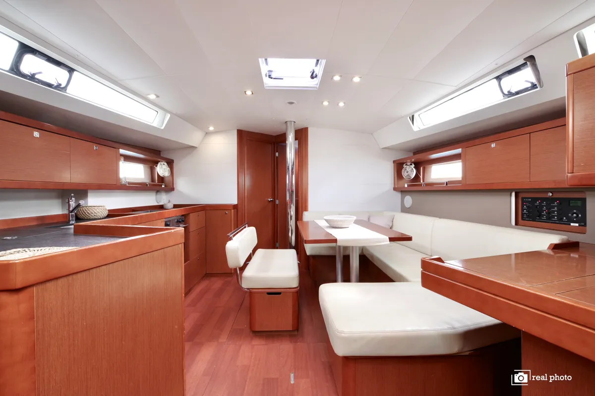 Salon of Gaia - Solar Panel, a Beneteau Oceanis 45 sailboat at Cannigione, Italy
