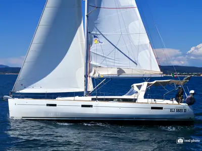 Exterior view of Gaia - Solar Panel, a Beneteau Oceanis 45 sailboat at Cannigione, Italy