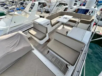 Minesa, a Galeon 420 Fly motor yacht at Punat, Croatia